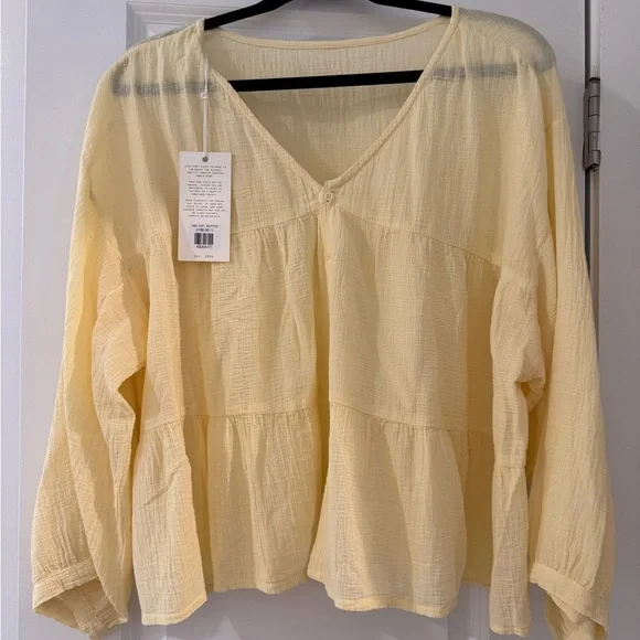 Esby Light Yellow Women's Top - Picture 1 of 4